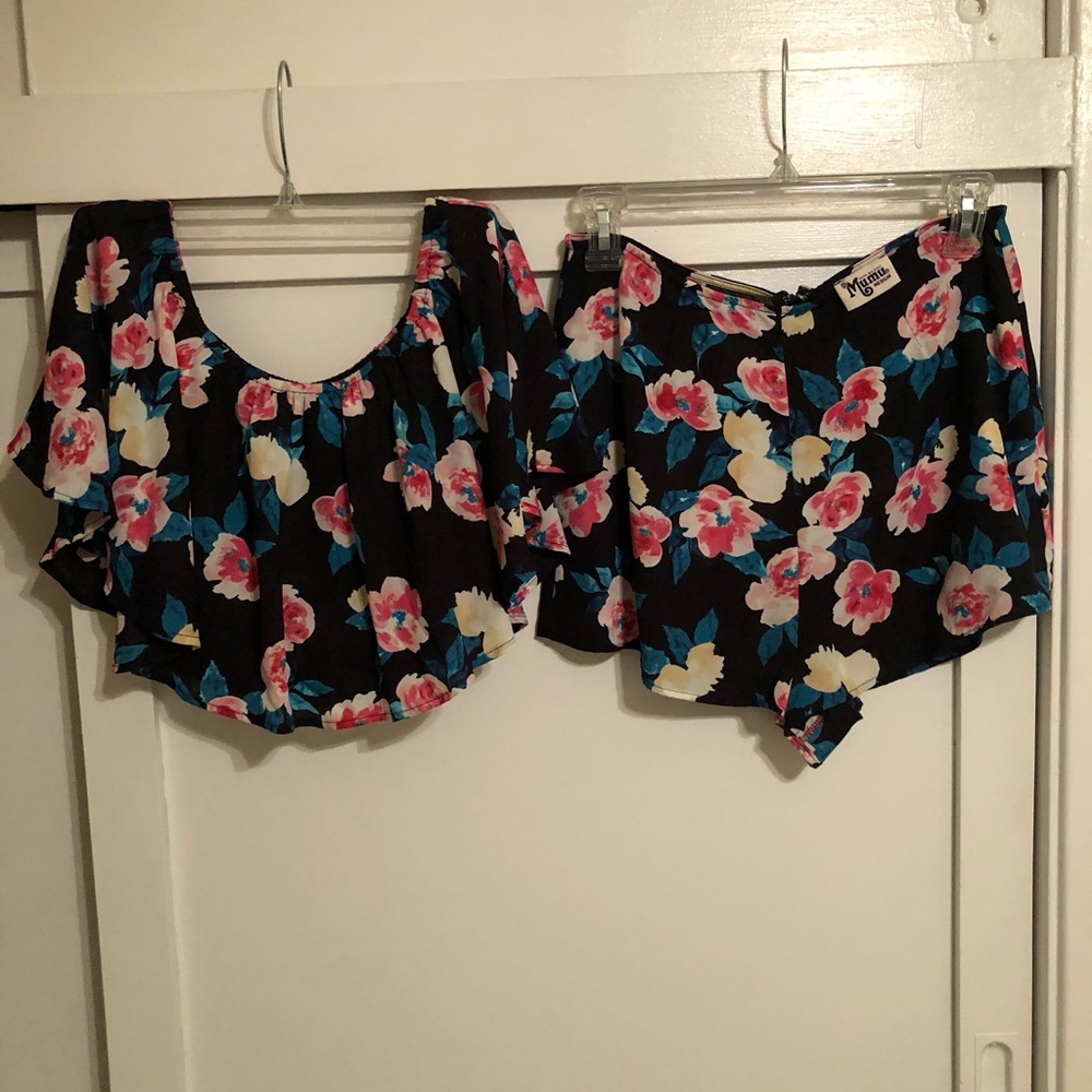 Show Me Your Mumu matching set- never worn!!